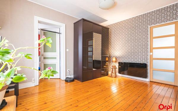 Maison à vendre    5 pièces • 155 m2 Fismes