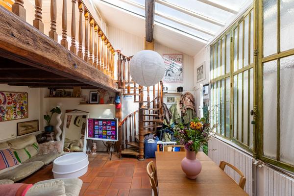 EXCLUSIVITÉ : Atelier d'Artiste - Esprit Loft & Verrière - Abbesses / Montmartre