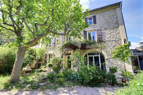 A VENDRE VEDENE Maison de maître 283 m²