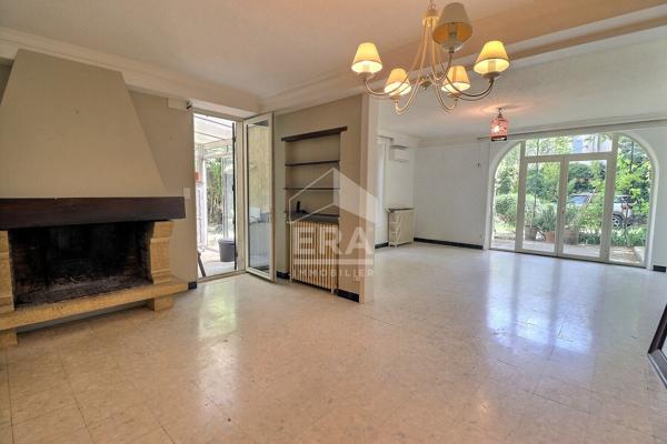 A VENDRE VEDENE Maison de maître 283 m²