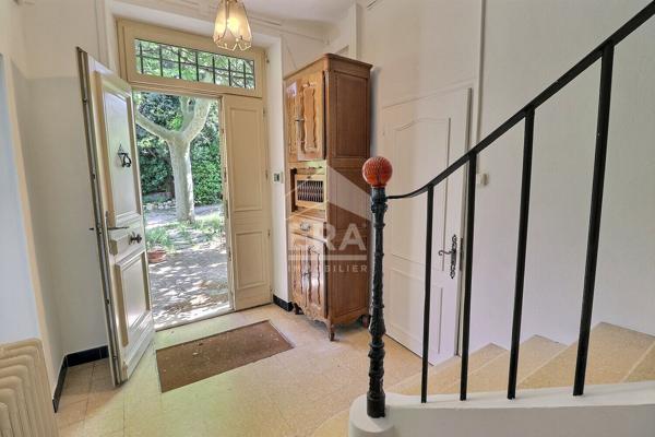 A VENDRE VEDENE Maison de maître 283 m²