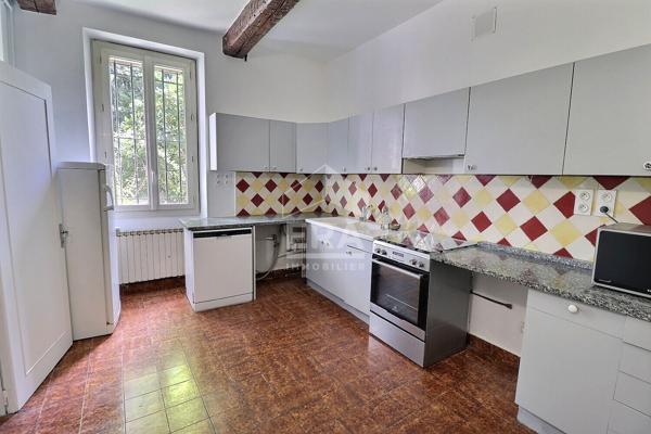 A VENDRE VEDENE Maison de maître 283 m²