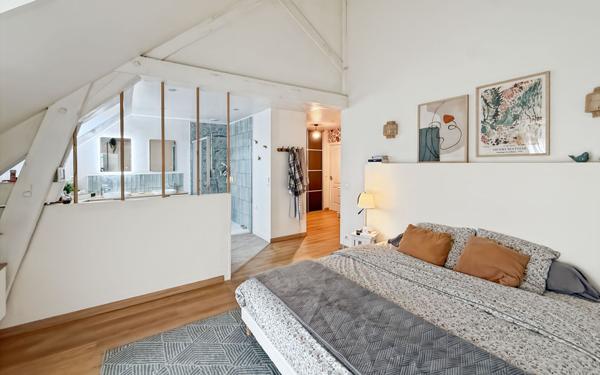 Maison à vendre    6 pièces •  Marines