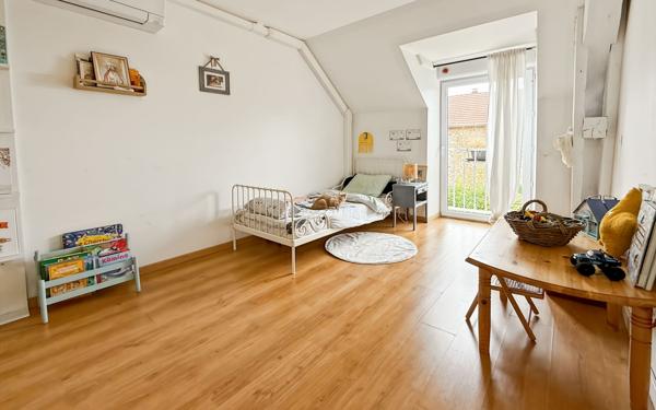 Maison à vendre    6 pièces •  Marines