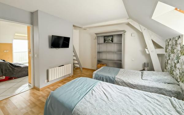 Maison à vendre    6 pièces •  Marines