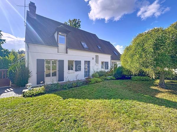 Maison Lamorlaye 9 pièce(s) 210 m2