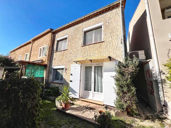 - HYERES - A Vendre - En Campagne - Maison T3 - 60 m² avec Cave et Terrasse.