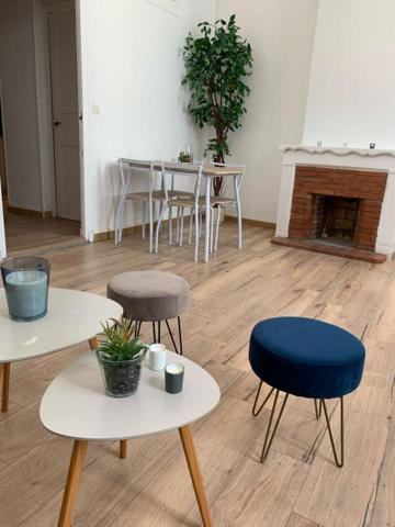 30. GARD. Nîmes. Magnifique appartement entièrement rénové de 64 m² au coeur de l'écusson