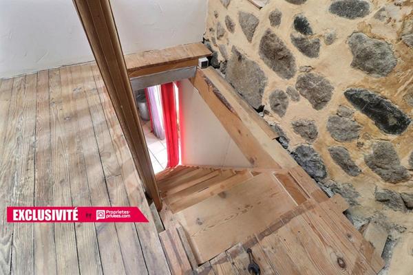 Burzet maison de village  4 pièce(s) 55 m2 Burzet