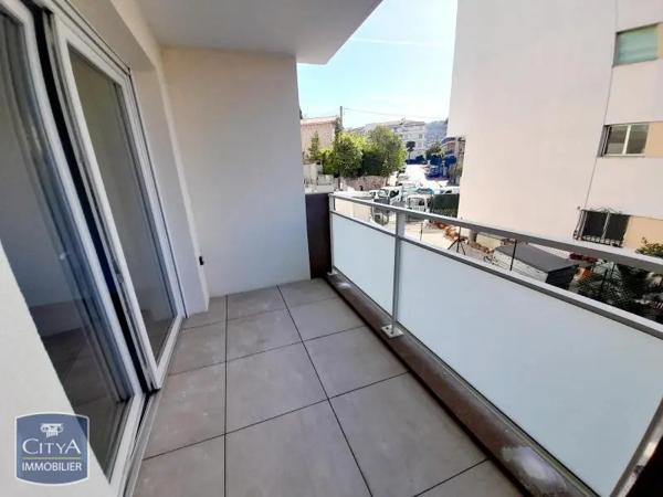 Appartement à louer 2 pièces 38.45m² Le Cannet (06110)
