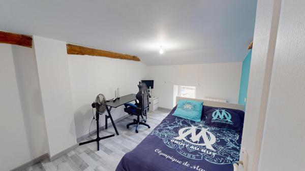 Vous rechercher une grande maison avec 5 chambres?