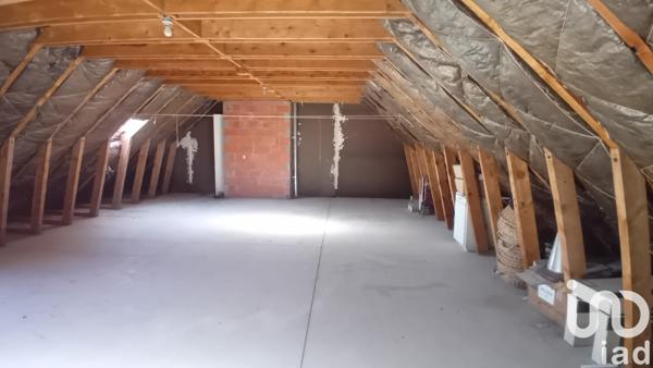 Maison 6 pièces de 166 m² à Thiézac (15800)