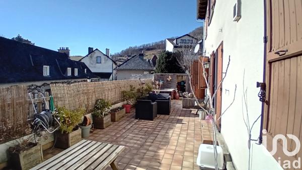 Maison 6 pièces de 166 m² à Thiézac (15800)