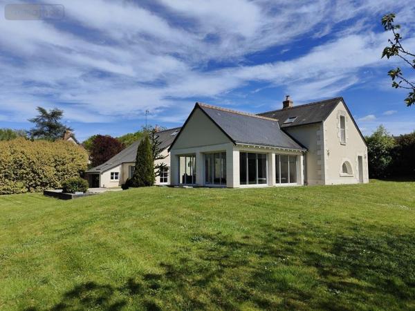 Maison à vendre à Saint-Ouen-les-Vignes dans l'Indre-et-Loire (37530), ref : 021/MA0789
