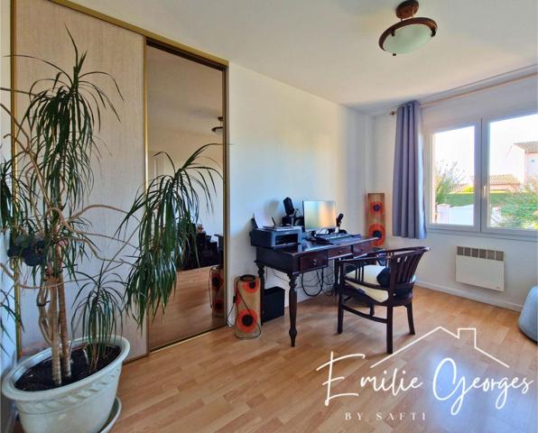 Maison avec appartement indépendant, piscine et garage