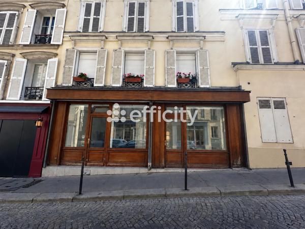 Local Commercial
         3 pièces
        - 66 m² 693 000 € *