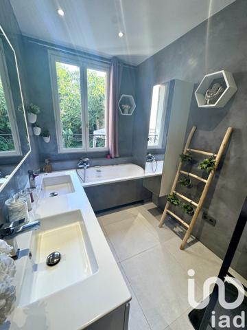 Maison de ville 7 pièces de 96 m² à Montmorency (95160)