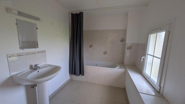 Maison à vendre à Saint-Sauveur-le-Vicomte dans la Manche (50390), ref : 40