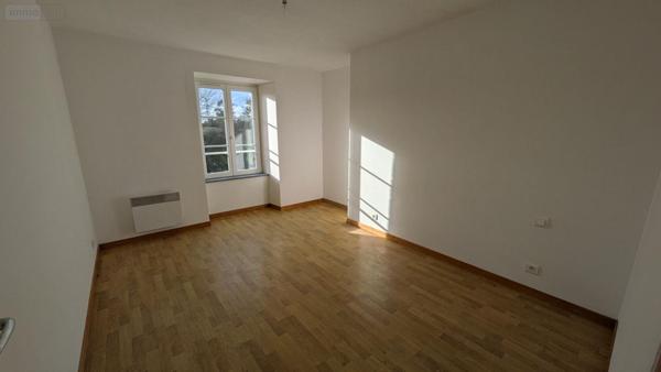 Maison à vendre à Saint-Sauveur-le-Vicomte dans la Manche (50390), ref : 40