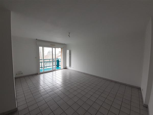 Dax , Appartement, 3 pièces, 62 m², 174 000 € - Réf : 3864-106403