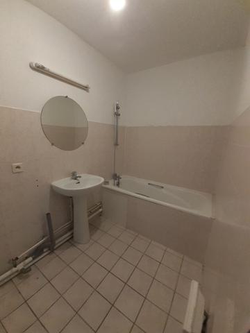 Dax , Appartement, 3 pièces, 62 m², 174 000 € - Réf : 3864-106403