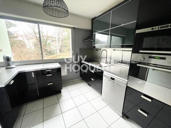 Clermont-Ferrand secteur Montjuzet - Appartement T4 96 m2 avec balcon et garage