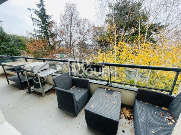 Clermont-Ferrand secteur Montjuzet - Appartement T4 96 m2 avec balcon et garage