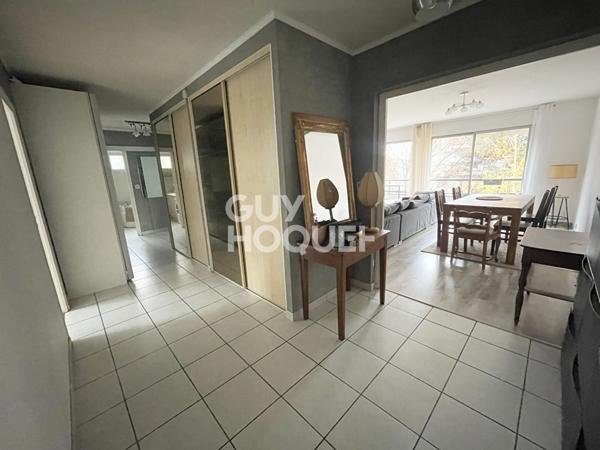 Clermont-Ferrand secteur Montjuzet - Appartement T4 96 m2 avec balcon et garage