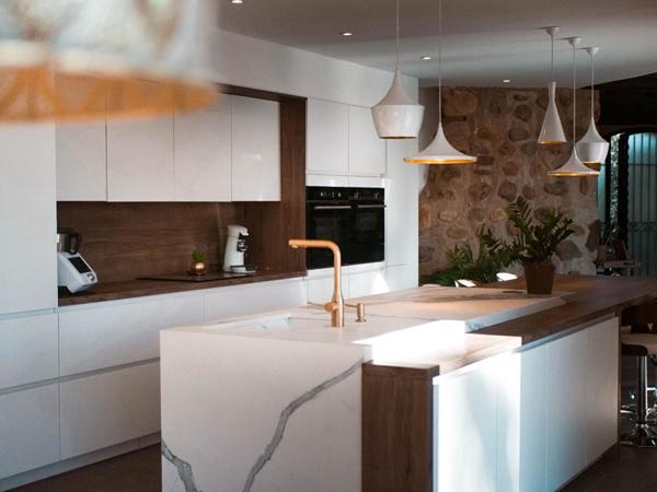 Incroyable villa de haut standing  de 205 m² sur un terrain de 2000 m² avec piscine