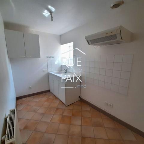 86140 SAINT GENEST D AMBIERE A LOUER - Appartement T3 Saint-Genest-D'Ambière