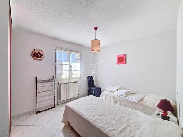 Maison T6 5 chambres 117 m² piscine garage