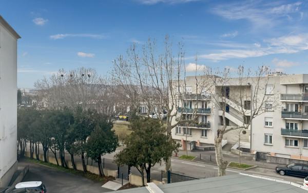 Appartement à vendre    3 pièces • 52,04 m2 Valence