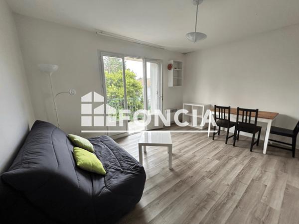 Location Studio meublé 21.22 m² - 6 BIS RUE LAFFARGUE Agen 47000