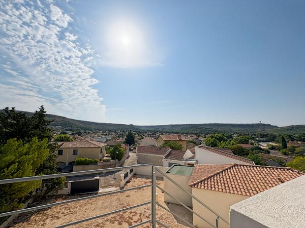 Appartement Rognac 3 pièces 45.98 m2 + terrasse de 25m2