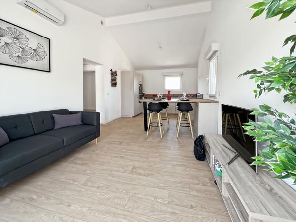 Appartement Rognac 3 pièces 45.98 m2 + terrasse de 25m2