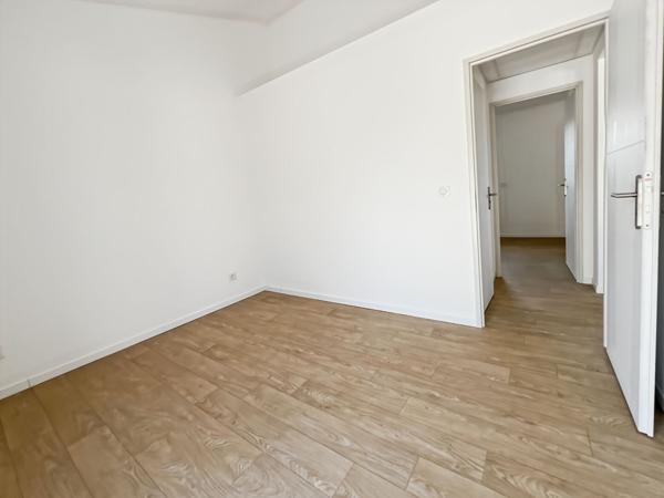 Appartement Rognac 3 pièces 45.98 m2 + terrasse de 25m2