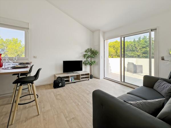 Appartement Rognac 3 pièces 45.98 m2 + terrasse de 25m2