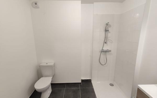 Appartement à vendre    2 pièces • 38 m2 Lyon 7