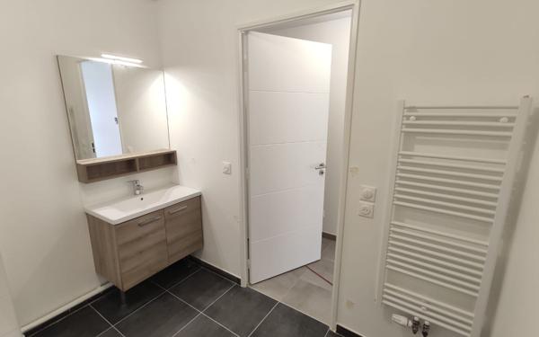 Appartement à vendre    2 pièces • 38 m2 Lyon 7