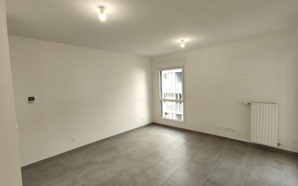 Appartement à vendre    2 pièces • 38 m2 Lyon 7