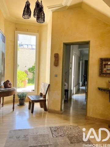 Maison à vendre 7 pièces 270 m² Saint-Quentin
