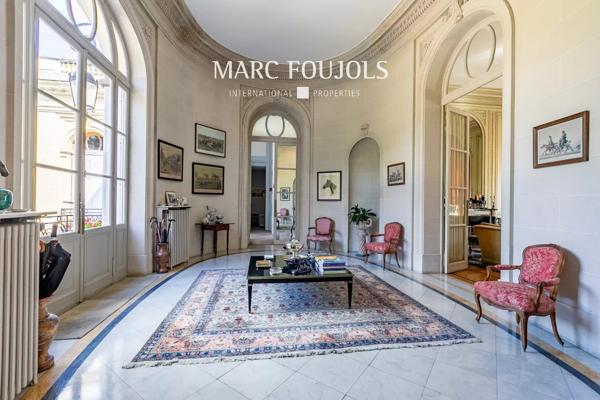 Propriété de prestige au coeur d’un parc de plus de 4 hectares…