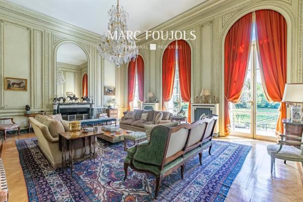 Propriété de prestige au coeur d’un parc de plus de 4 hectares…