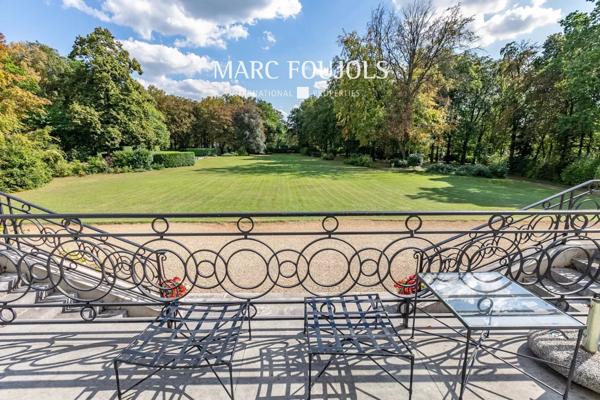 Propriété de prestige au coeur d’un parc de plus de 4 hectares…