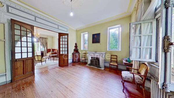 Dpt Cotes d’Armor (22), à vendre BINIC, maison de maître à rénover P11 de 260m² -Terrain de 4000m²- aperçu mer.