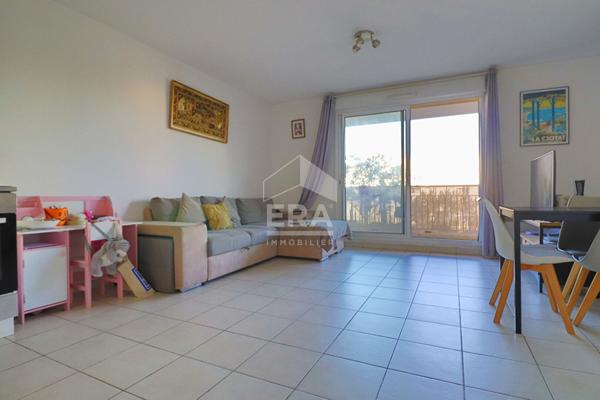 Appartement à vendre 13011 Marseille 2 pièces récent terrasse vue dégagée parking