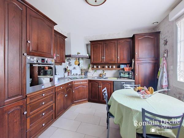 Maison de famille de 140m², 5/6 chambres, sous sol et jardin de 2500m²