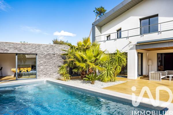 Maison à vendre 6 pièces 260 m² Anglet