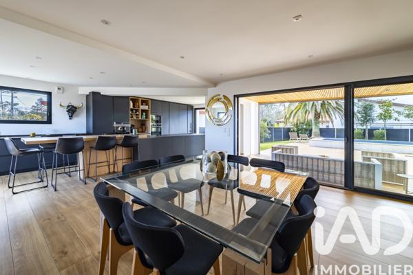 Maison à vendre 6 pièces 260 m² Anglet