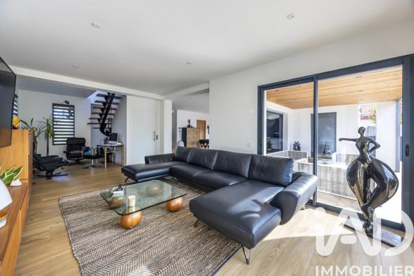 Maison à vendre 6 pièces 260 m² Anglet